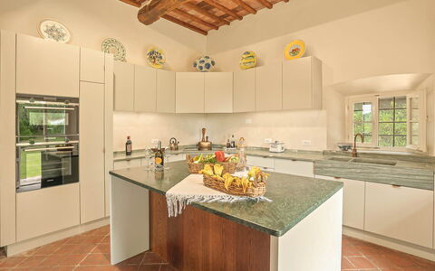 Centolivi 14: Cucina, Interior Design, Controsoffitto, Cabinetry, Pavimentazione, Elettrodomestico Da Cucina, Mobilia, Soffitto, Apparecchio Major, Pavimento