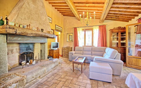 Casa Cipressi: Proprietà, Camera, Soggiorno, Costruzione, Interior Design, Casa, Mobilia, Casa, Immobiliare, Estate