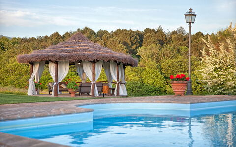 Villa Sant' Angelo: Piscina, Proprietà, Costruzione, Casa, Ricorrere, Tempo Libero, Immobiliare, Vacanza, Acqua, Albero