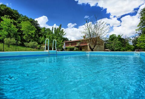 Villa Diletta: Piscina, Proprietà, Acqua, Tempo Libero, Paesaggio Naturale, Cielo, Immobiliare, Casa, Vacanza, Estate