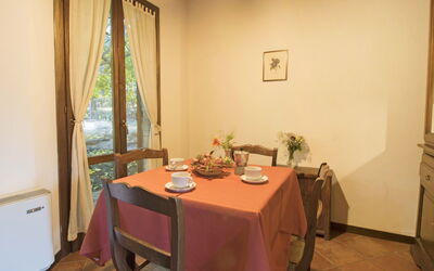 Alloggio:&nbsp;Montecorneo 250.2