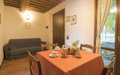 Alloggio:&nbsp;Montecorneo 250.2