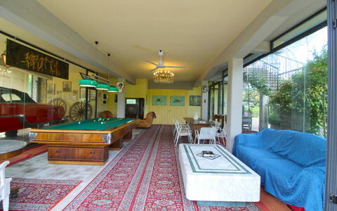 Villa Quattro Mori: Proprietà, Camera, Costruzione, Interior Design, Mobilia, Immobiliare, Casa, Casa, Soggiorno, Soffitto