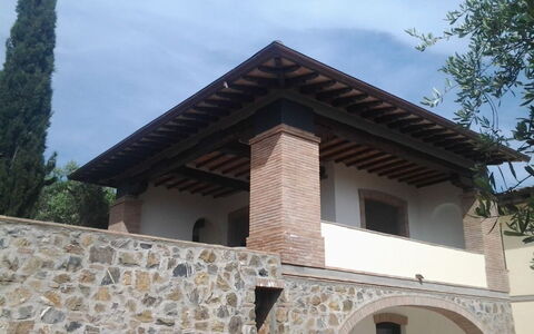 Villa Dei Cipressi: Tetto, Proprietà, Casa, Costruzione, Architettura, Parete, Immobiliare, Casa, Facciata, Villetta