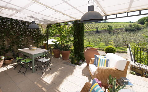 Villa Nova: Proprietà, Immobiliare, Terrazza, Costruzione, Casa, Backyard, Cortile, Casa, Shade, Camera