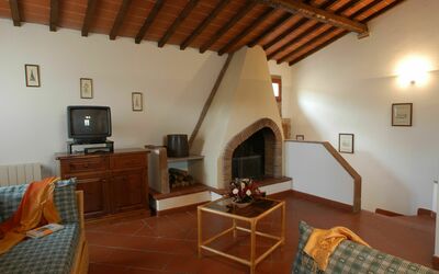 La Valle 6: Camera, Proprietà, Costruzione, Mobilia, Interior Design, Casa, Attico, Soggiorno, Immobiliare, Soffitto
