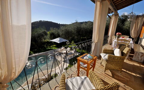 Casa Roberto: Mobilia, Mobili Da Esterno, Sedia, Tavolo, Ricorrere, Piscina, Tavolo Esterno, Eco Hotel, Shade, Balcone