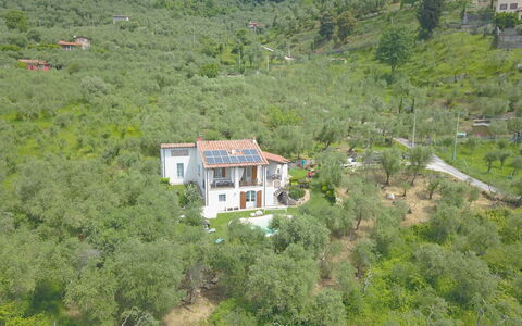 Casa Roberto: Casa, Vegetazione, Area Rurale, Paesaggio, Highland, Casa, Hill Station, Lotto, Villaggio, Comunita 'Impianto