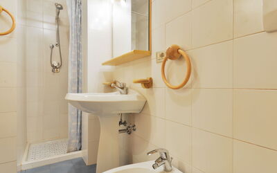 Alloggio:&nbsp;Apt 3 570.2