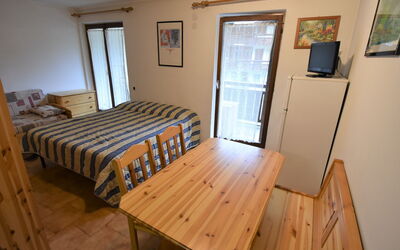 Alloggio:&nbsp;Apt 8 590.2