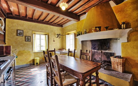 Il Gualdo: Proprietà, Camera, Costruzione, Interior Design, Soffitto, Mobilia, Casa, Fascio, Immobiliare, Tavolo