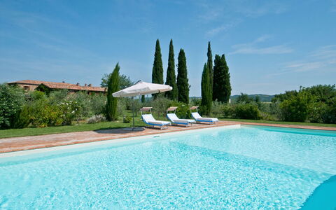 Villa Lorian: Piscina, Proprietà, Immobiliare, Casa, Villa, Costruzione, Estate, Vacanza, Tempo Libero, Ricorrere