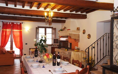 Casale Biancospino: Proprietà, Camera, Costruzione, Soffitto, Casa, Fascio, Interior Design, Mobilia, Sala Da Pranzo, Immobiliare